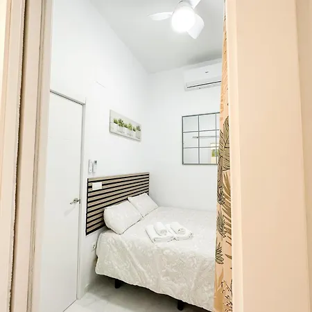 Apartmán Cozy Budget 2br With Ac, 1 Bath, Private Parking Opt Sevilla