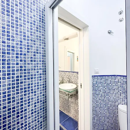 Apartmán Cozy Budget 2br With Ac, 1 Bath, Private Parking Opt Sevilla
